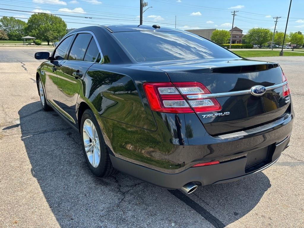 Ford Taurus 4dr Sdn SEL FWD 2013