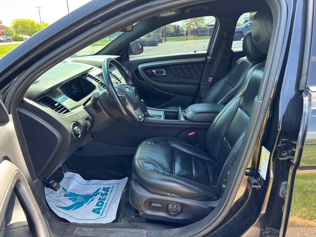 Ford Taurus 4dr Sdn SEL FWD 2013