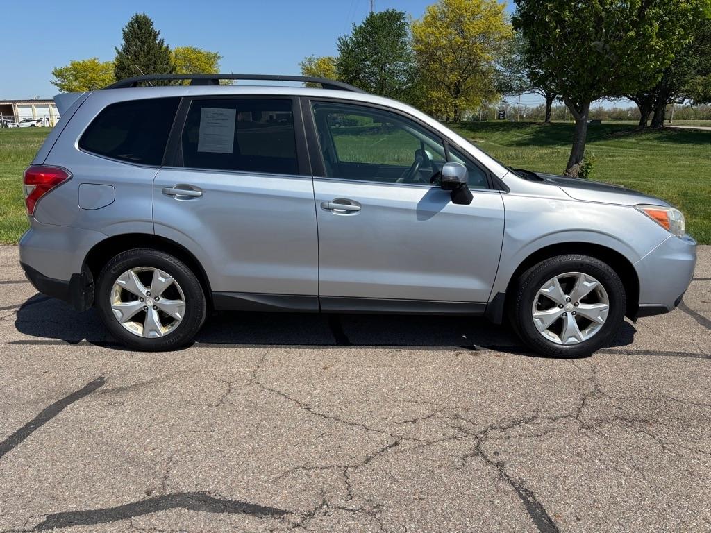 Subaru Forester 4dr Auto 2.5i Touring PZEV 2014