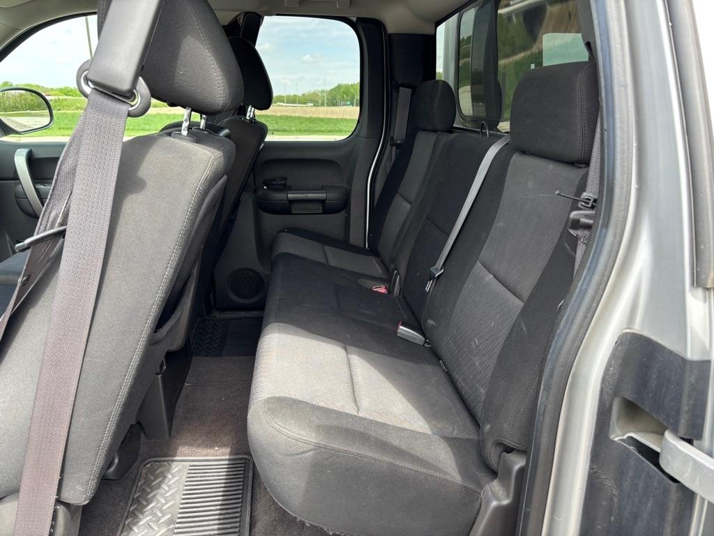 GMC Sierra 1500 4WD Ext Cab 157.5" SLE 2010