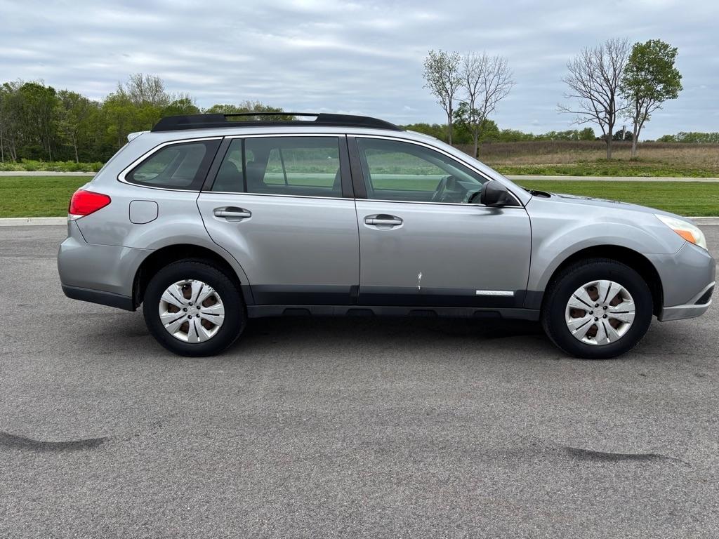 Subaru Outback 4dr Wgn H4 Auto 2.5i 2011
