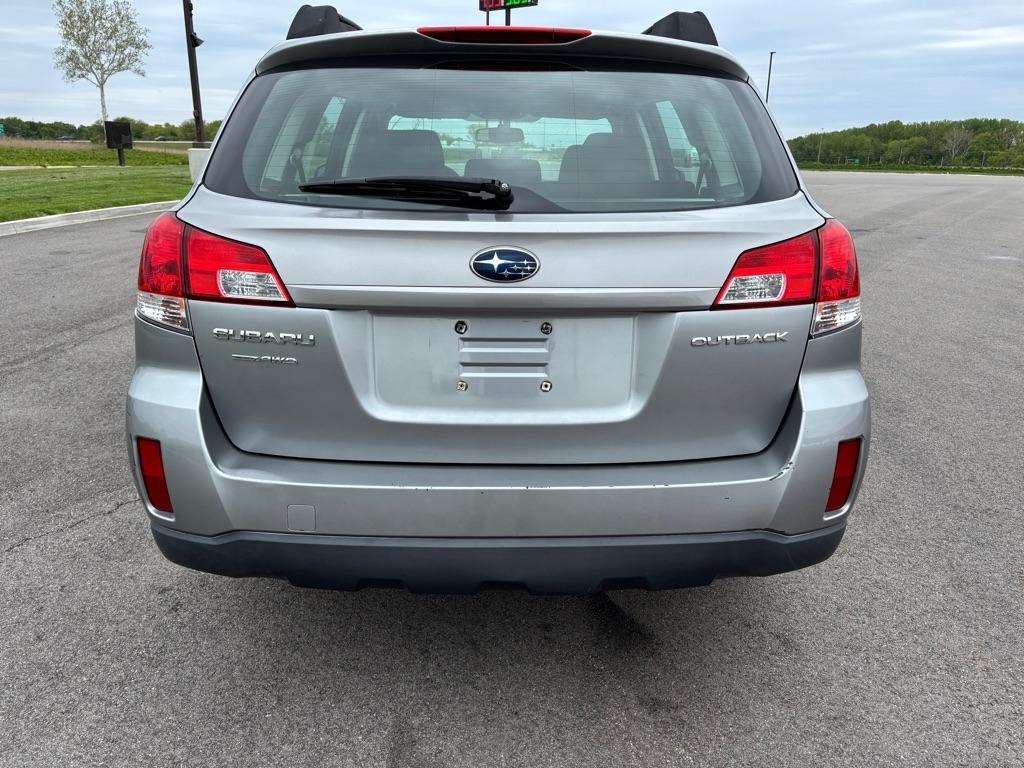 Subaru Outback 4dr Wgn H4 Auto 2.5i 2011