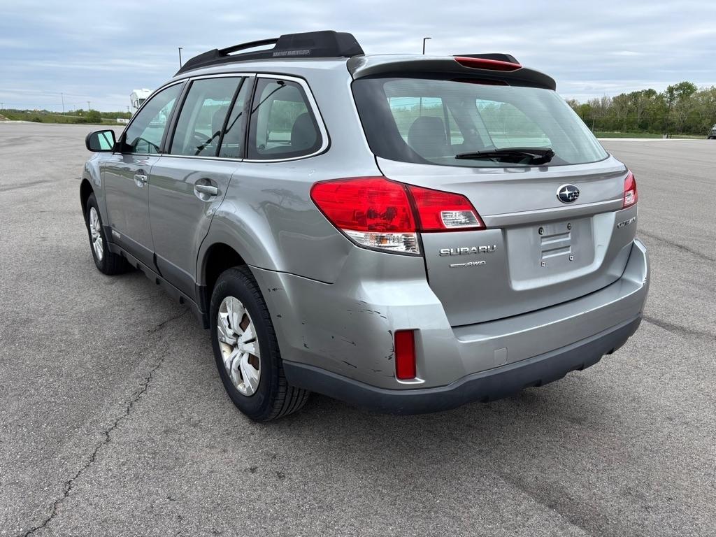 Subaru Outback 4dr Wgn H4 Auto 2.5i 2011