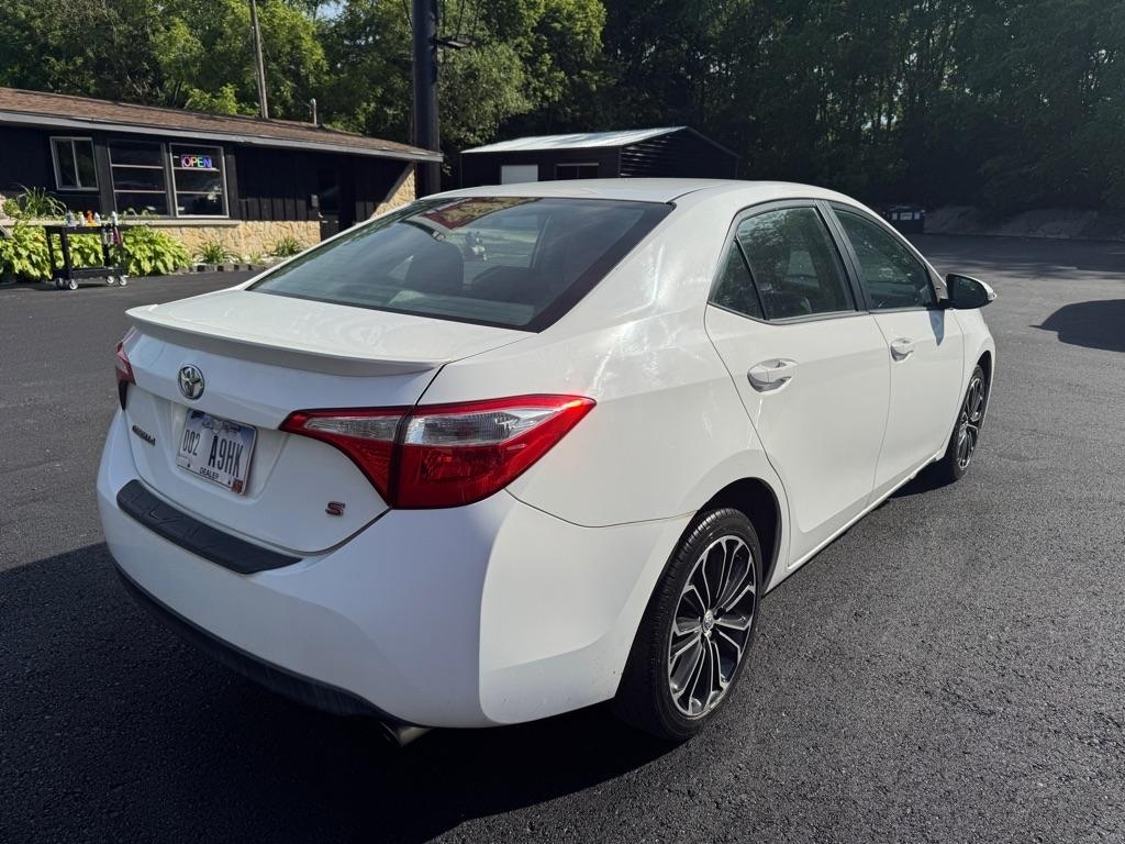 Toyota Corolla 4dr Sdn CVT LE Premium (Natl) 2014