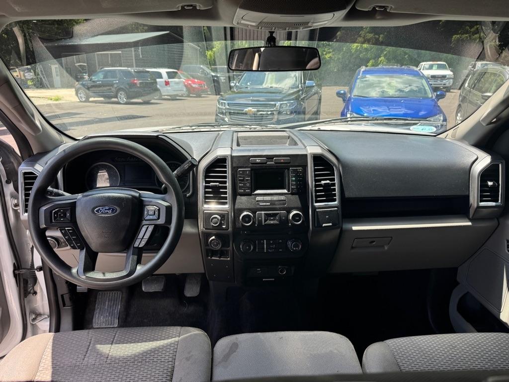 Ford F-150 4WD SuperCrew 145" King Ranch 2016