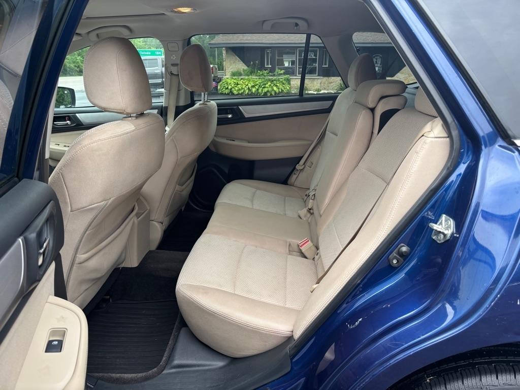 Subaru Outback 4dr Wgn 2.5i Premium 2015