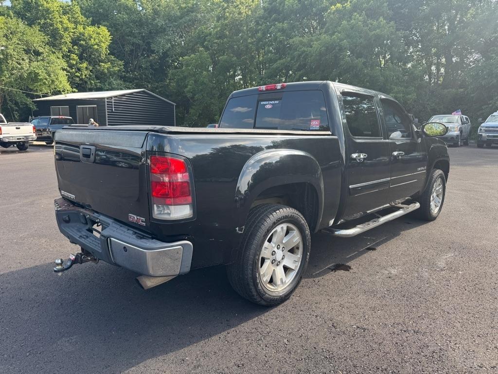 GMC Sierra Denali AWD Crew Cab 143.5" 2007