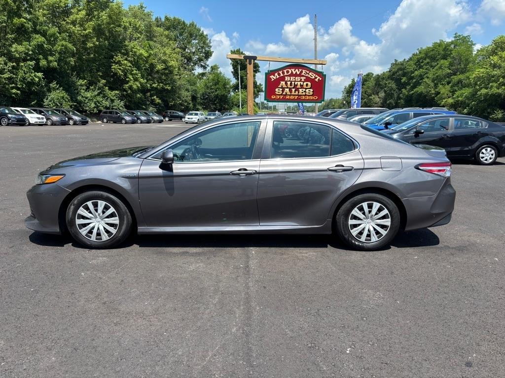 Toyota Camry Hybrid LE CVT (Natl) 2018
