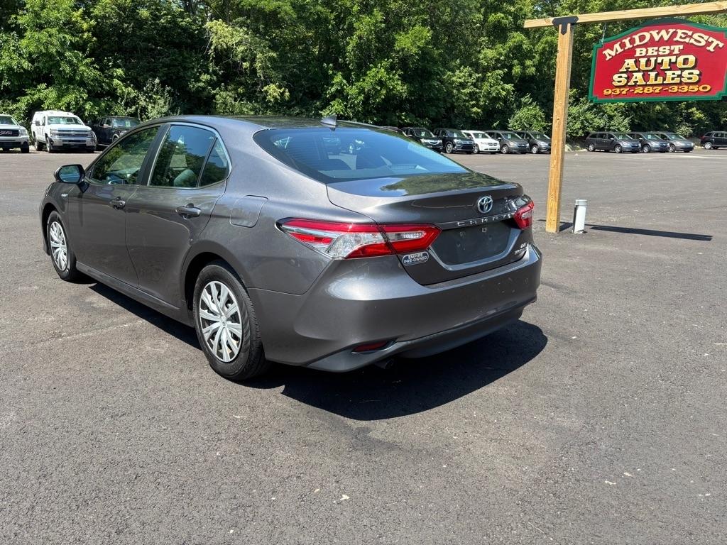 Toyota Camry Hybrid LE CVT (Natl) 2018