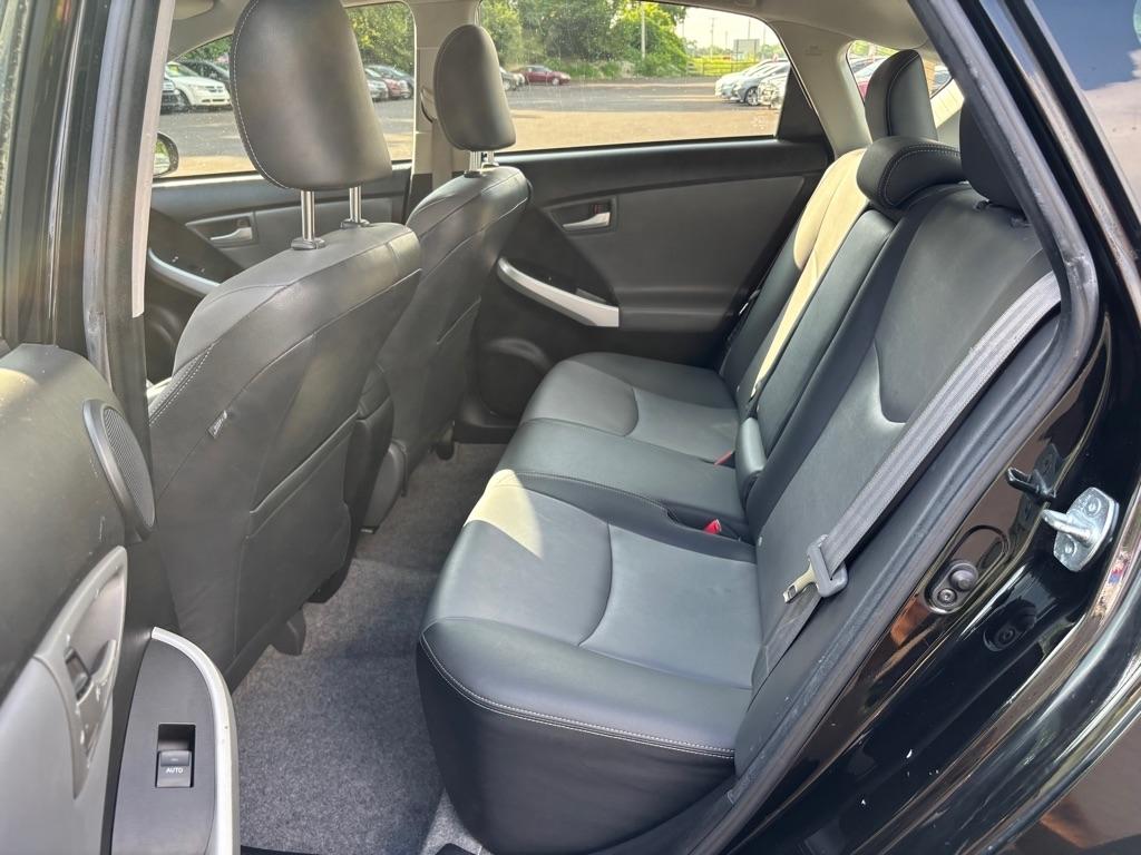 Toyota Prius 5dr HB Persona Series Special Edition (Natl) 2015