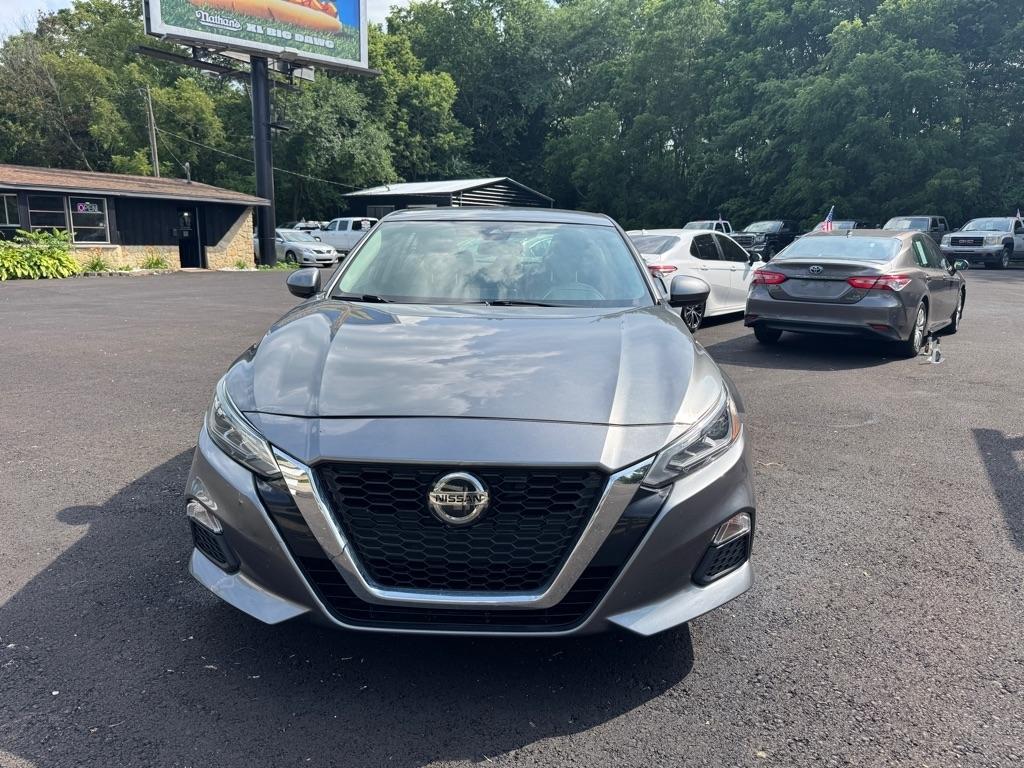 Nissan Altima 2.5 SV Sedan 2022