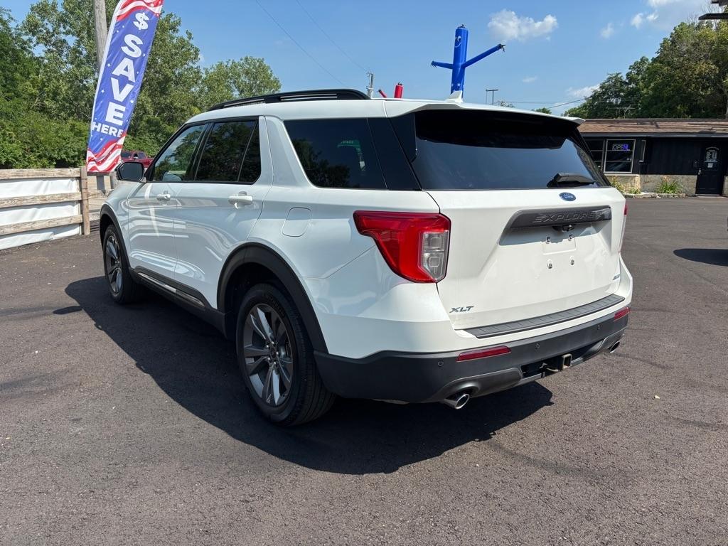 Ford Explorer XLT 4WD 2022
