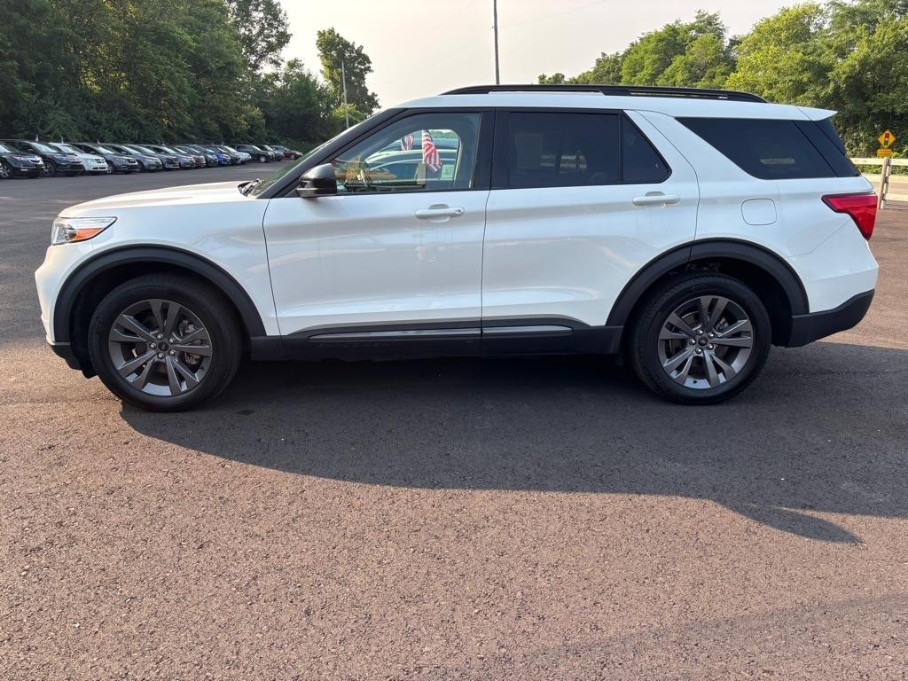 Ford Explorer XLT 4WD 2022