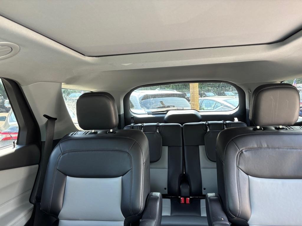 Ford Explorer XLT 4WD 2022