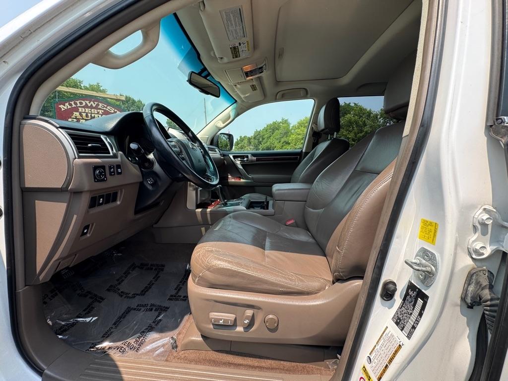 Lexus GX 460 4WD 4dr 2011
