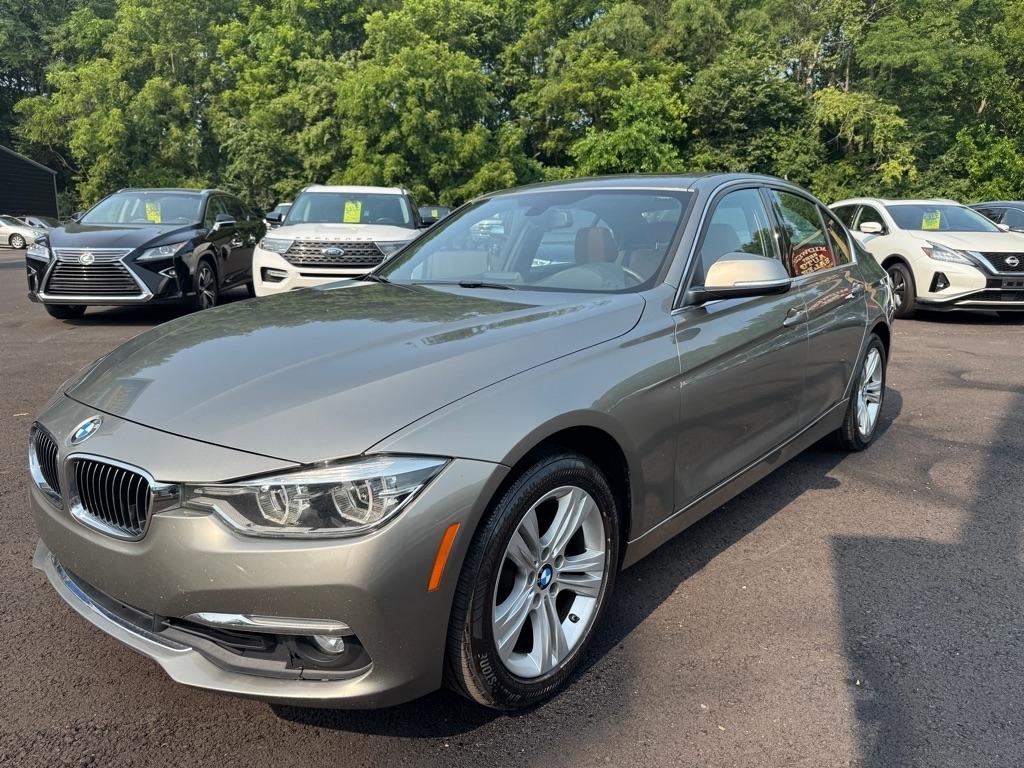 BMW 3 Series 4dr Sdn 328i xDrive AWD SULEV South Africa 2016