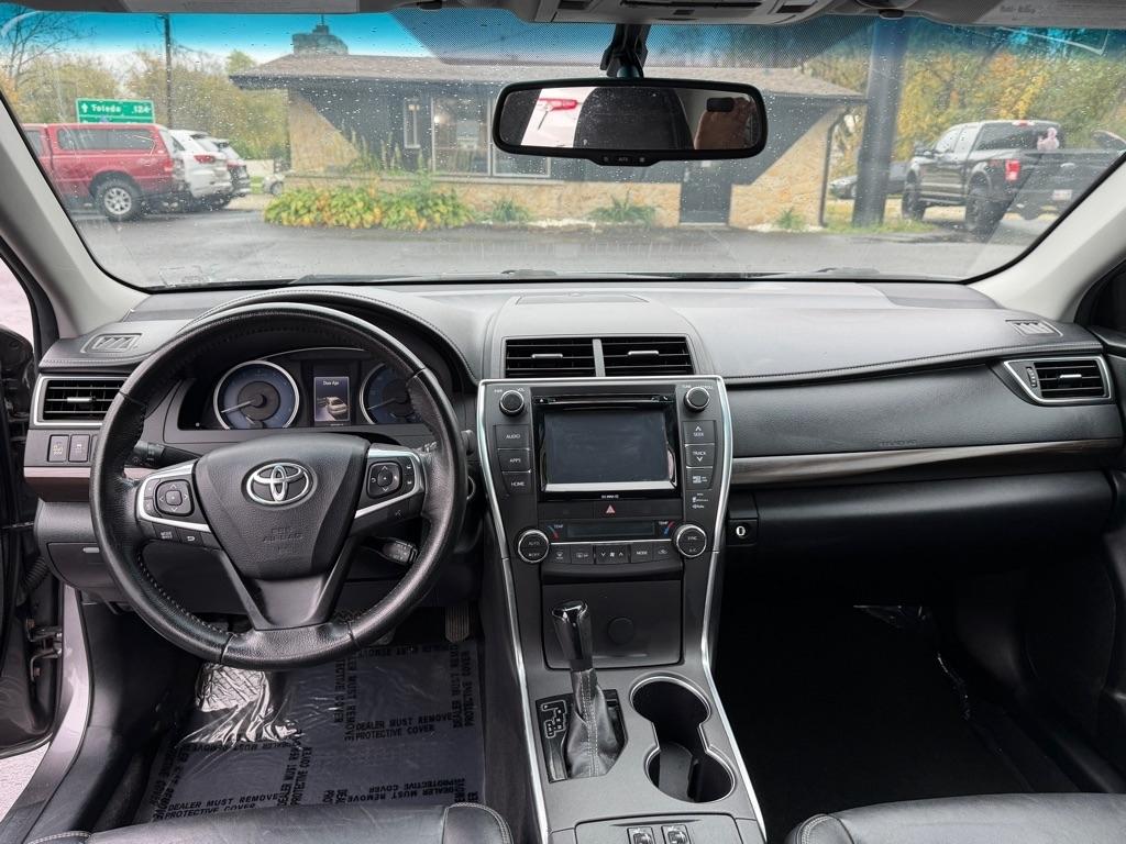 Toyota Camry 4dr Sdn I4 Auto SE w/Special Edition Pkg (Natl) 2016