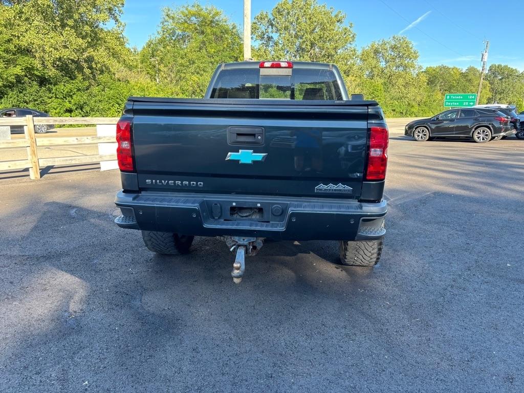 Chevrolet Silverado 3500HD 4WD Crew Cab 153.7" High Country 2017
