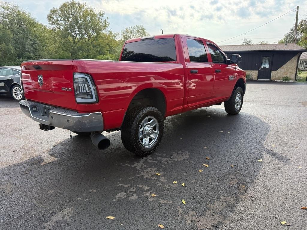 RAM 2500 Tradesman 4x4 Crew Cab 6'4" Box 2017