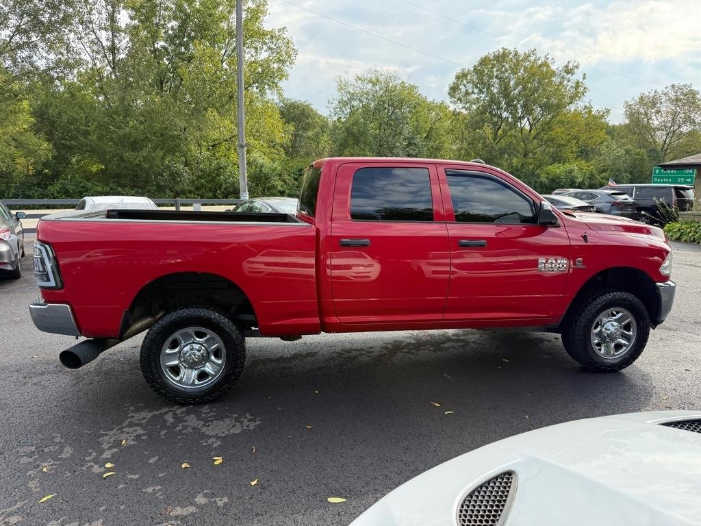 RAM 2500 Tradesman 4x4 Crew Cab 6'4" Box 2017