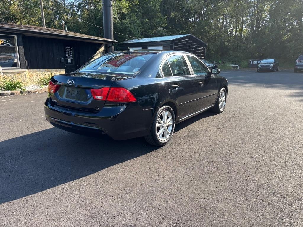 Kia Optima 4dr Sdn I4 Auto LX 2009