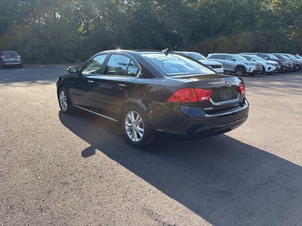 Kia Optima 4dr Sdn I4 Auto LX 2009