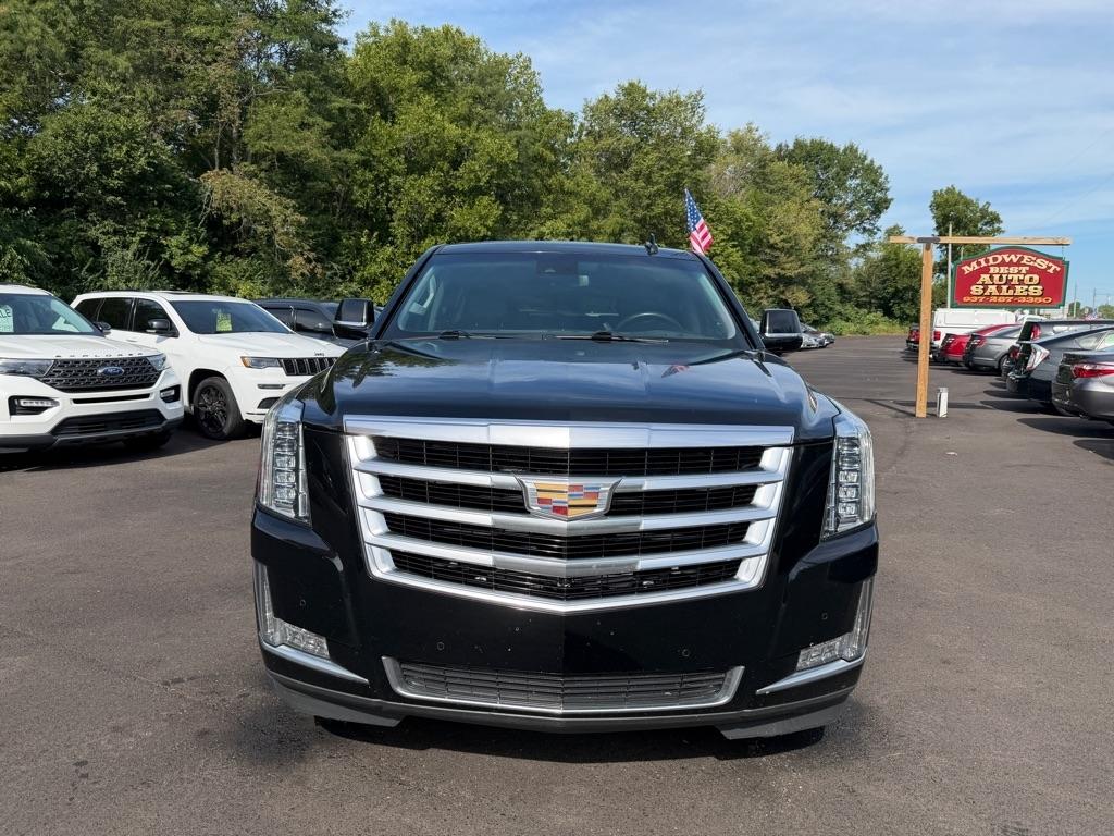 Cadillac Escalade ESV 4WD 4dr Luxury 2017