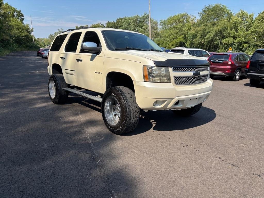 Chevrolet Tahoe 4WD 4dr 1500 LTZ 2008