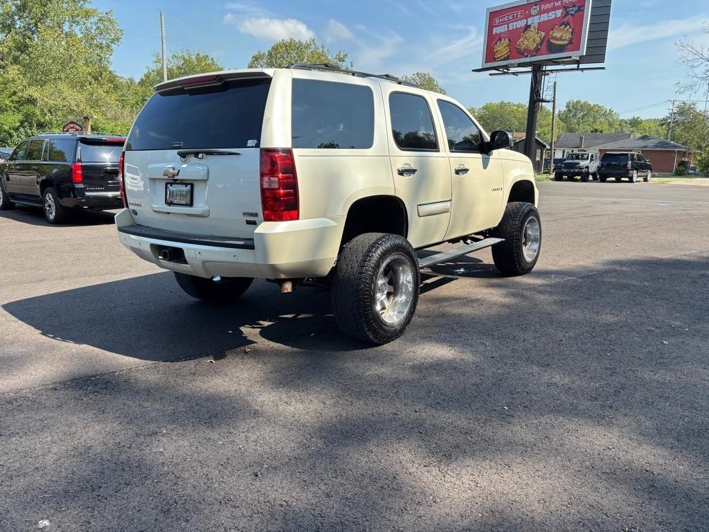Chevrolet Tahoe 4WD 4dr 1500 LTZ 2008