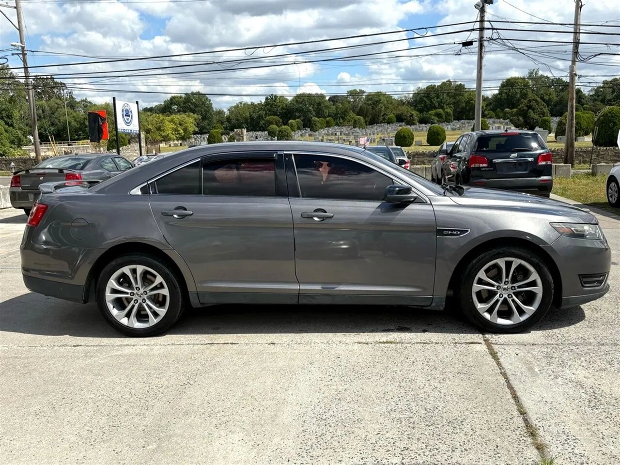 Ford Taurus  2013