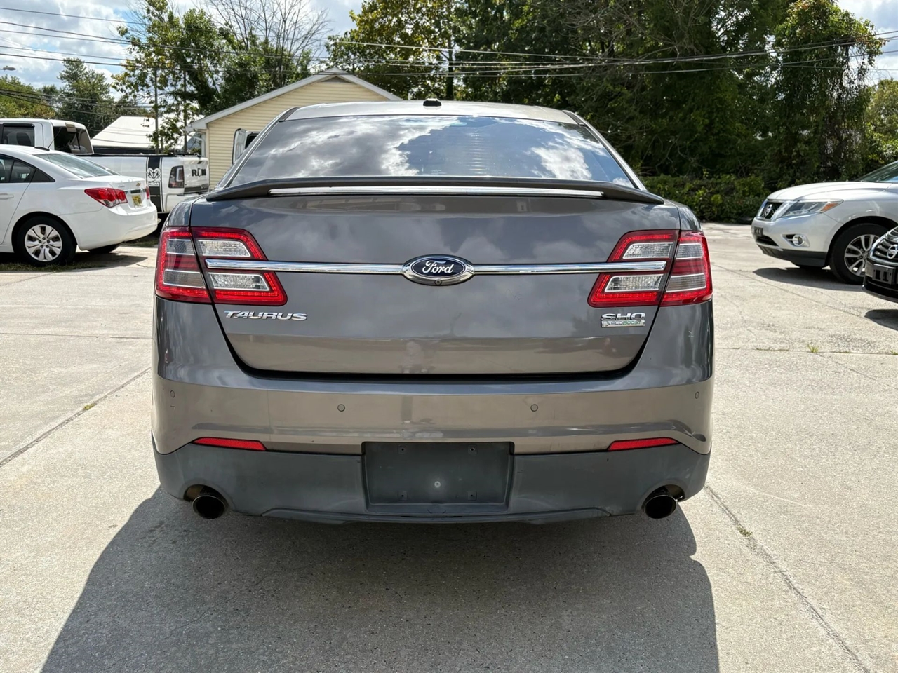 Ford Taurus  2013
