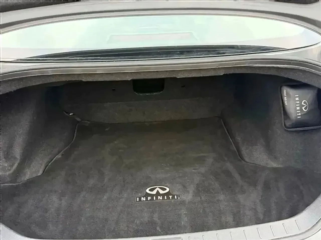 Infiniti G Sedan  2011
