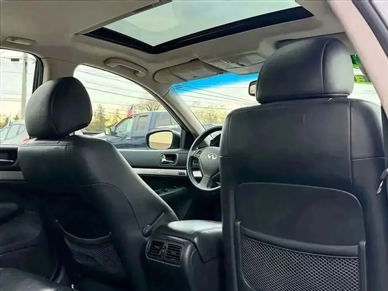 Infiniti G Sedan  2011