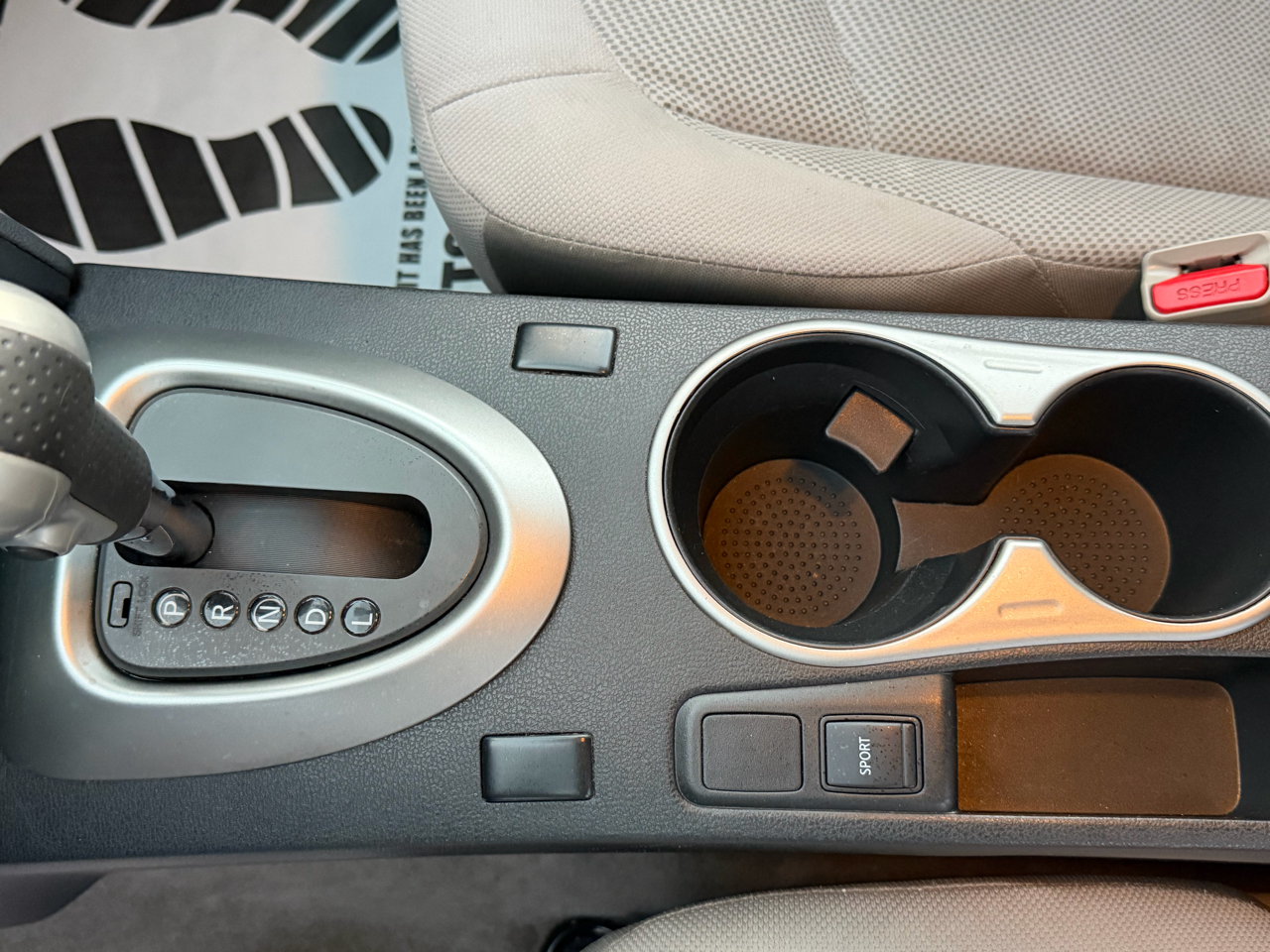 Nissan Rogue Select  2014