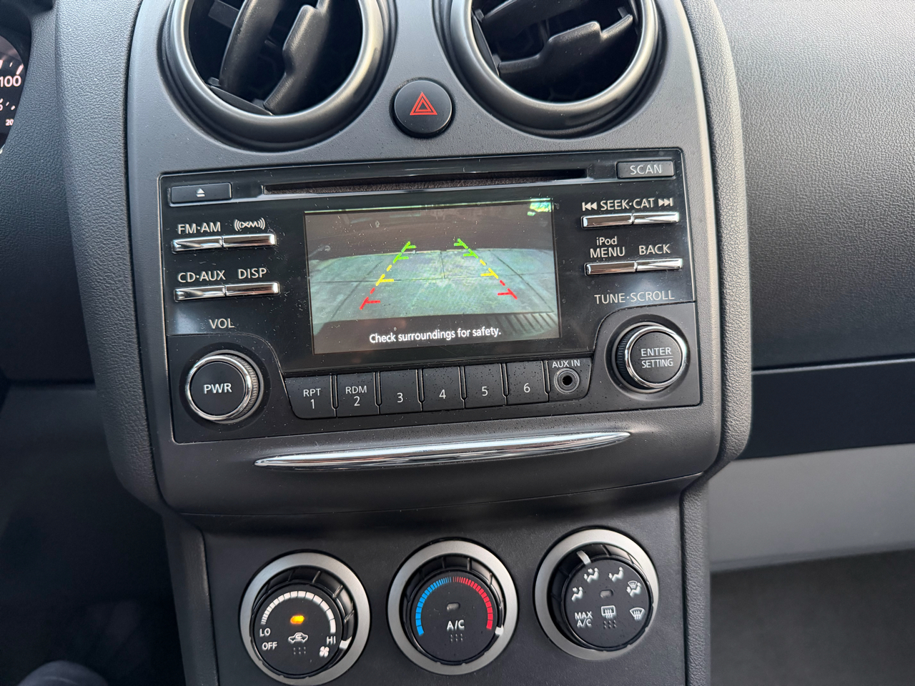 Nissan Rogue Select  2014