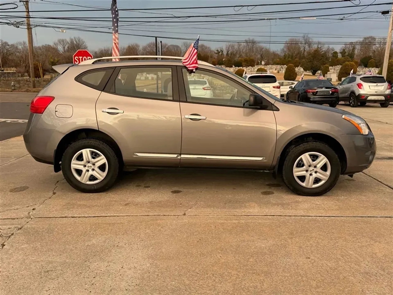 Nissan Rogue Select  2014