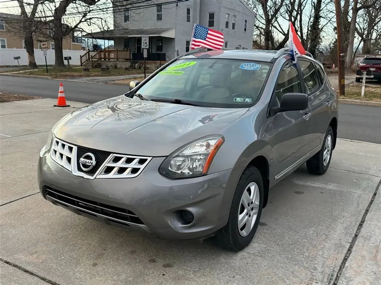 Nissan Rogue Select  2014