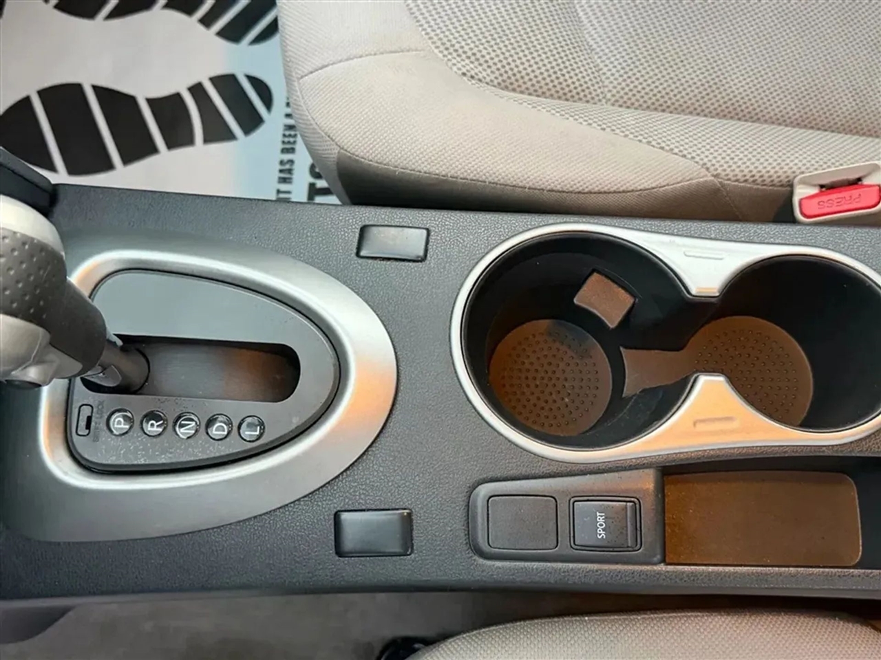 Nissan Rogue Select  2014