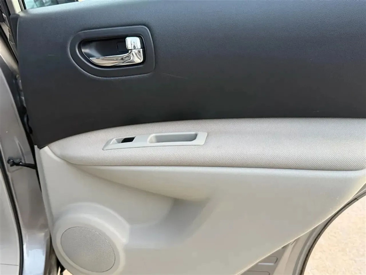 Nissan Rogue Select  2014