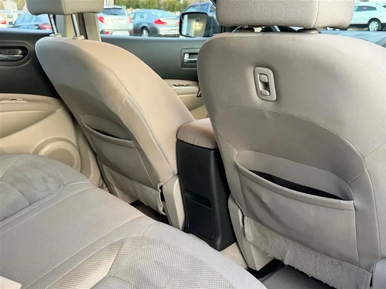 Nissan Rogue Select  2014