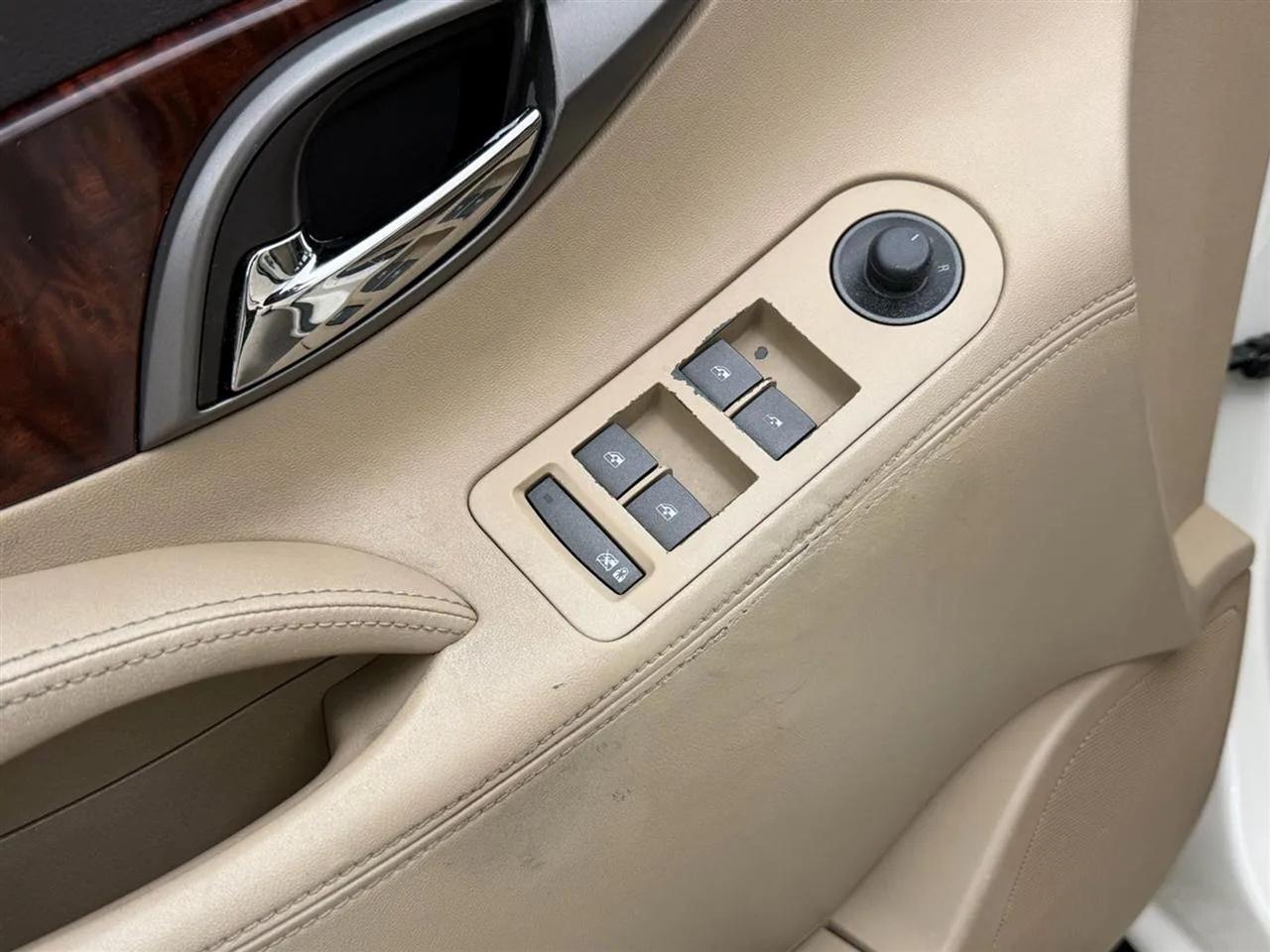 Buick LaCrosse  2013