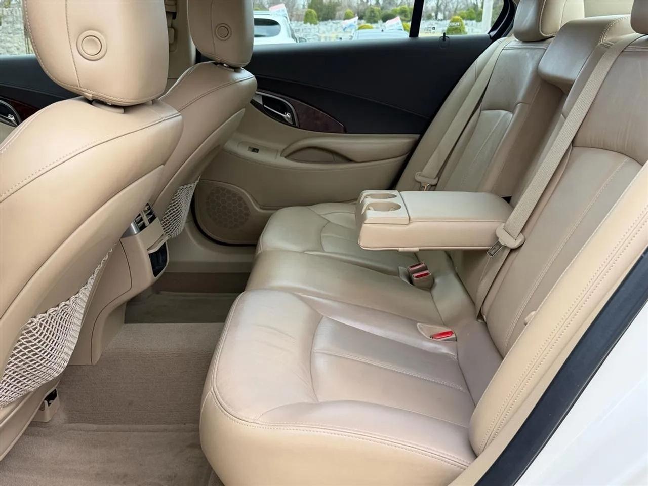 Buick LaCrosse  2013