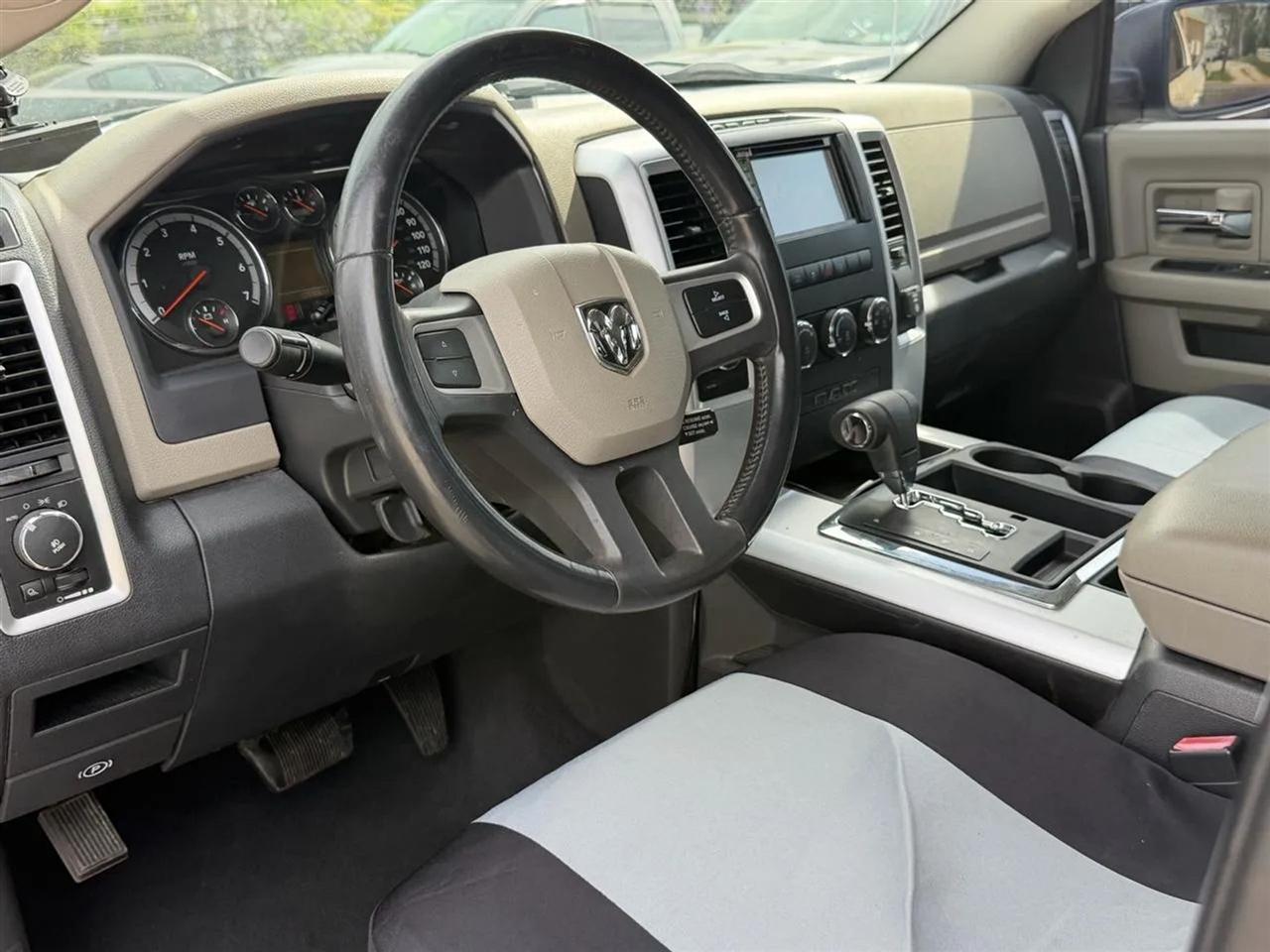 RAM 1500  2011