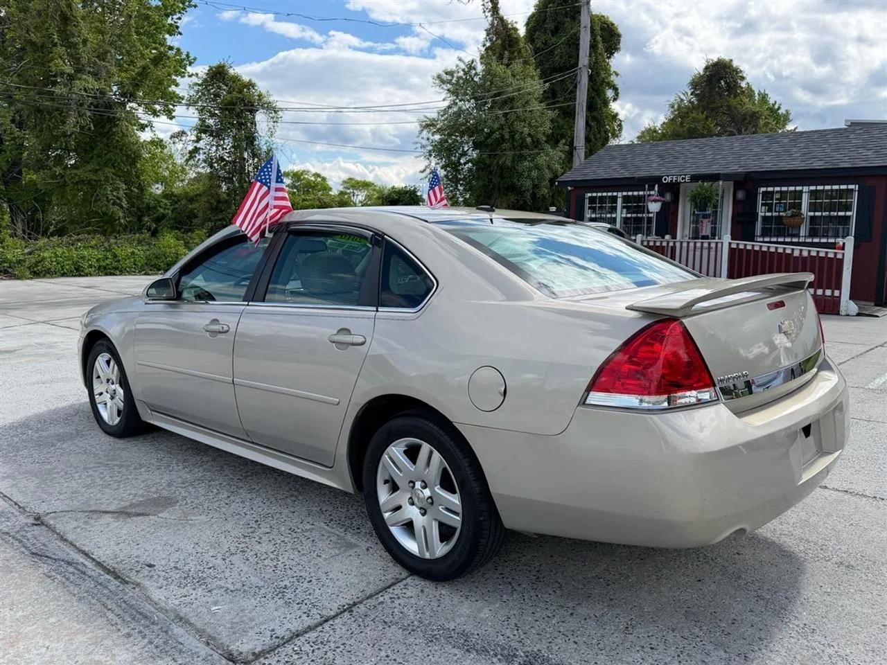 Chevrolet Impala  2010