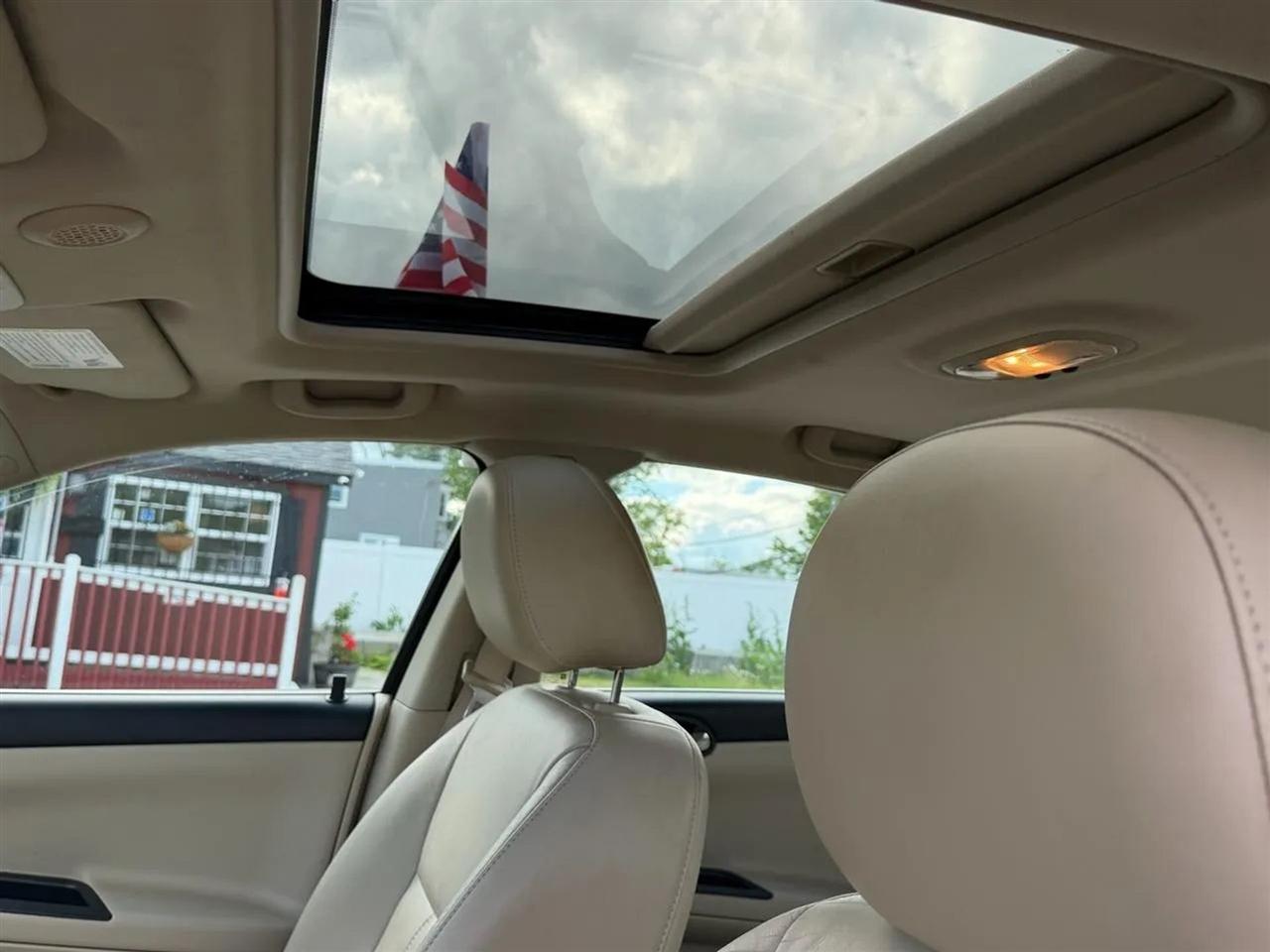 Chevrolet Impala  2010
