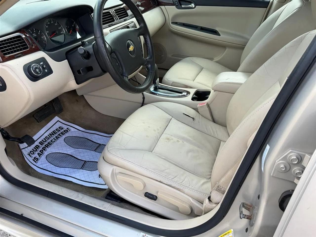 Chevrolet Impala  2010