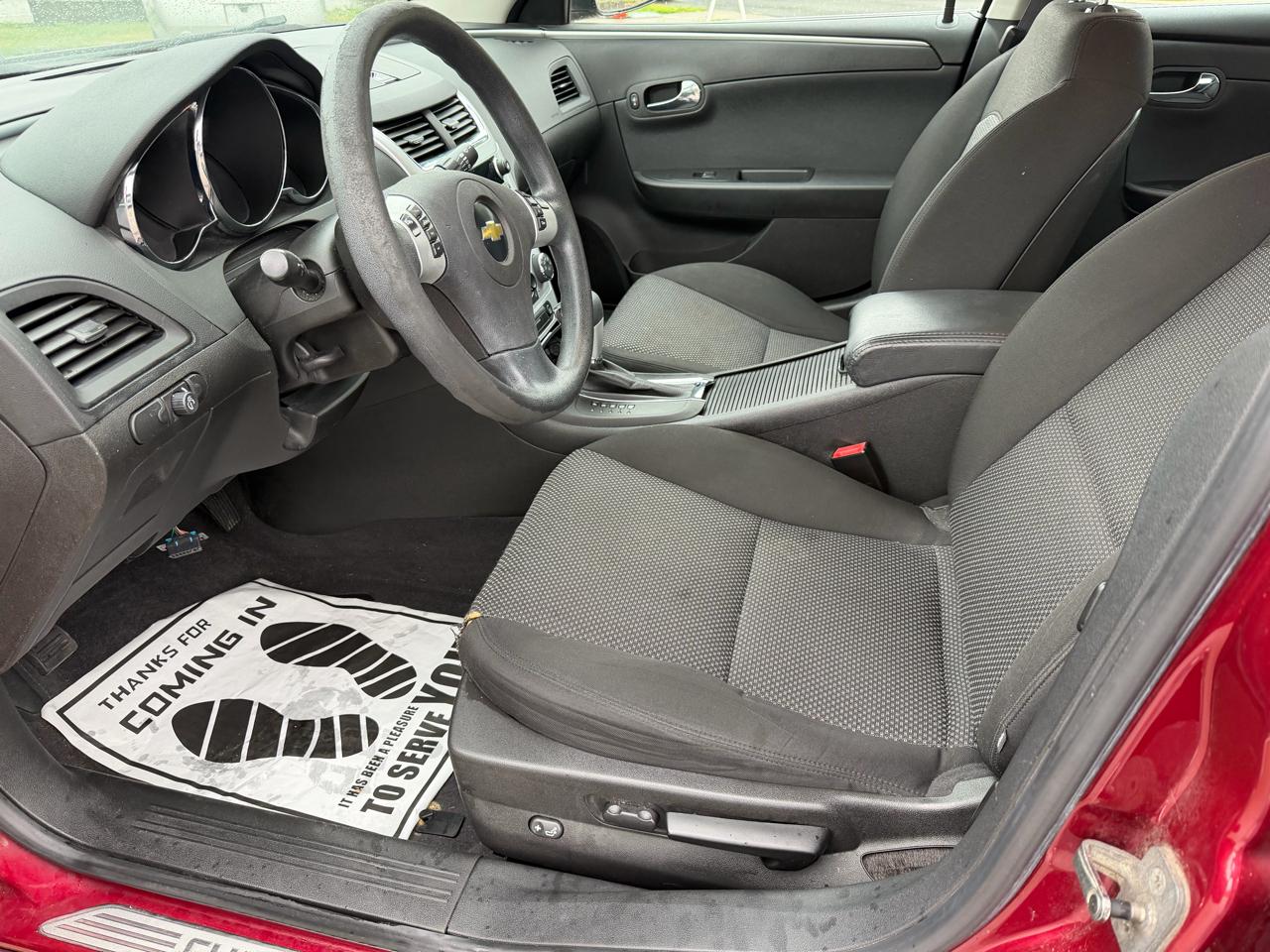 Chevrolet Malibu 1LT 2011