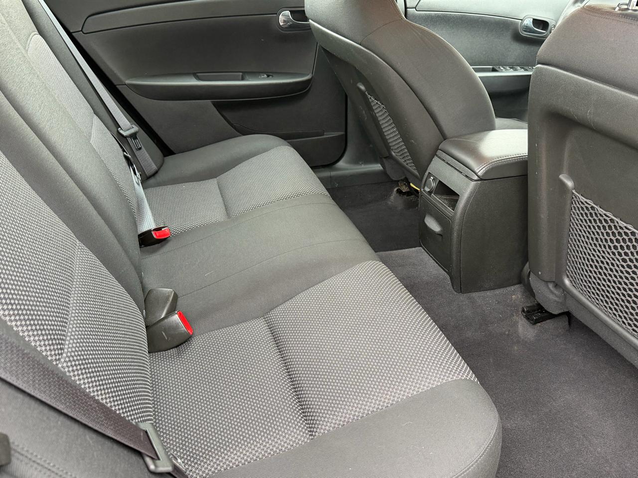 Chevrolet Malibu 1LT 2011
