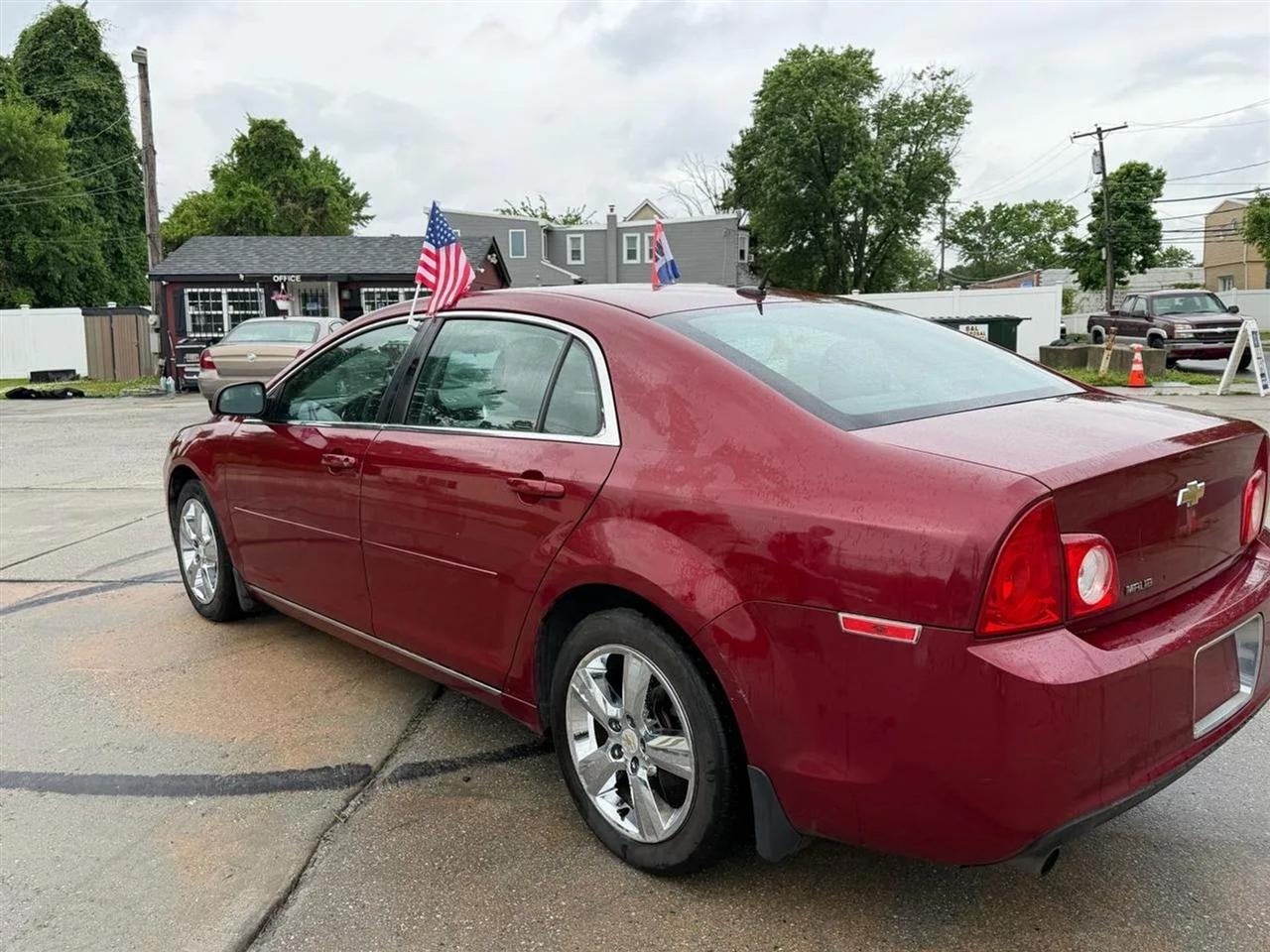 Chevrolet Malibu  2011
