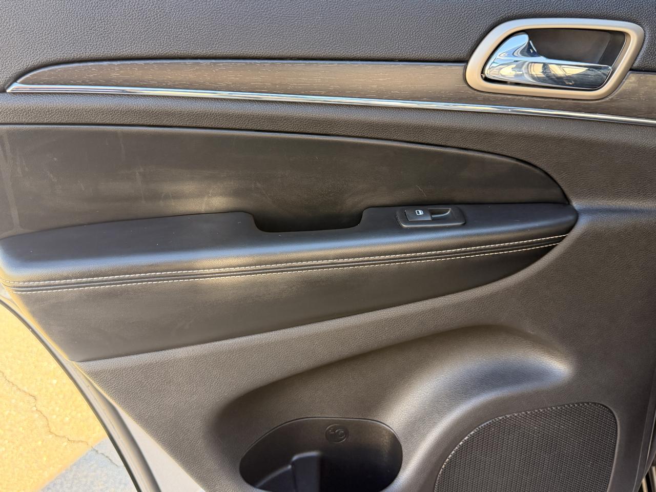 Jeep Grand Cherokee Limited 4WD 2015
